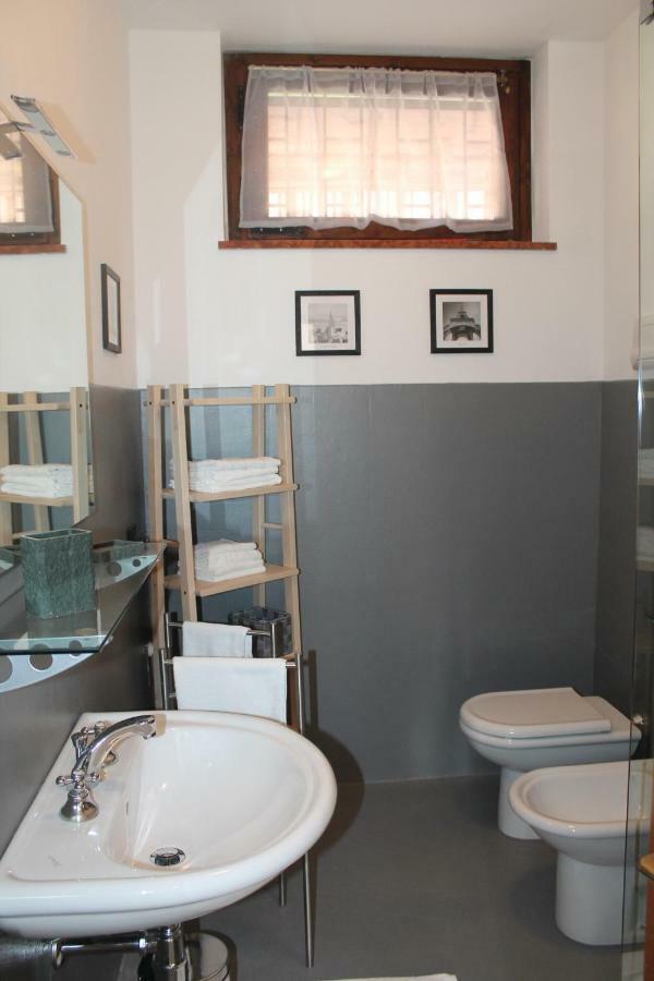 Indesenzano Apartment Desenzano del Garda Luaran gambar