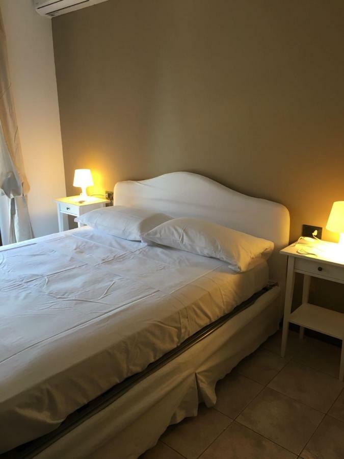 Indesenzano Apartment Desenzano del Garda Luaran gambar